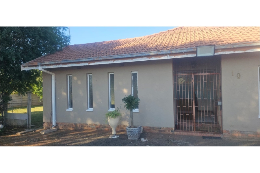 To Let 3 Bedroom Property for Rent in Riviera Northern Cape